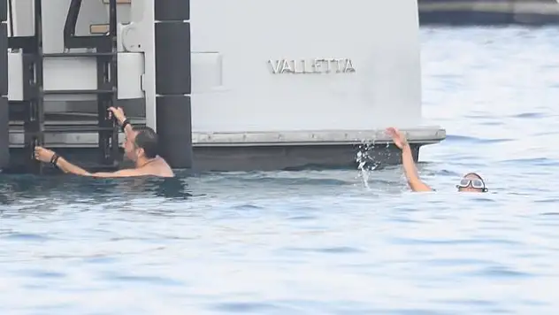 Michelle Rodriguez’in lüks yat tatili