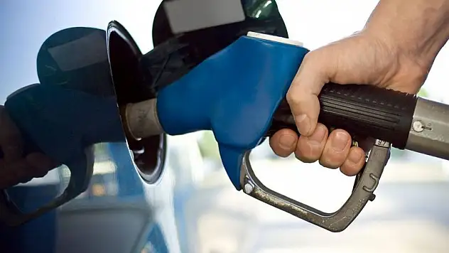 Motorinin litresine 1.64 lira zam