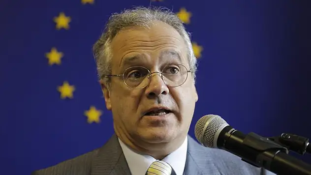 Nijer’in kovduğu Fransız Büyükelçi ülkeden ayrıldı