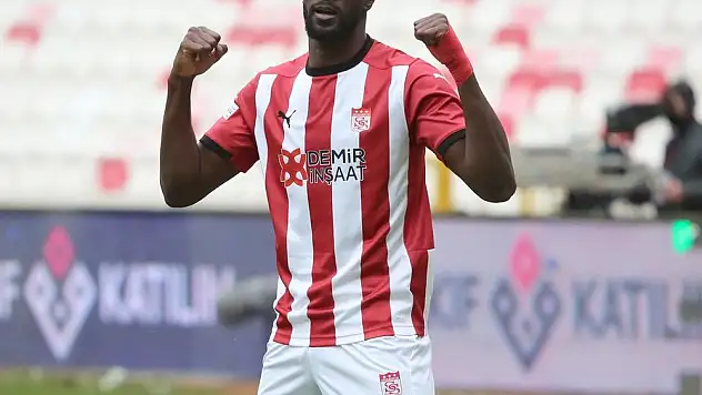 O isim, Galatasaray maçında yok