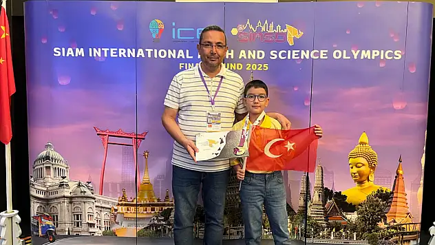 Ödemiş Anafartalar İlkokulu Öğrencisi Mete Acar, Simso Matematik ve Bilim Olimpiyatları'nda Dünya 3.'sü Oldu
