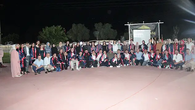 Ödemiş Aydınoğlu Mehmet Bey Anadolu İmam Hatip Lisesi ilk mezunlarını verdi