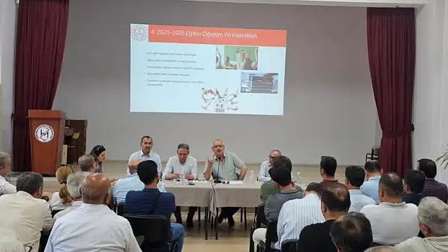 Ödemiş'te 2024-2025 Eğitim-Öğretim Yılı Sene Sonu Müdürler Toplantısı Gerçekleştirildi