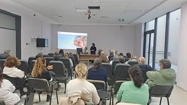 Ödemiş'te Aile Hekimlerine Evlilik Öncesi Tarama Eğitimi