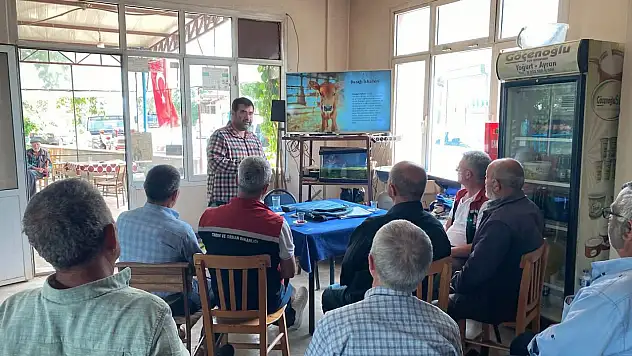 Ödemiş'te Üreticilere Buzağı İshalleri Eğitimi