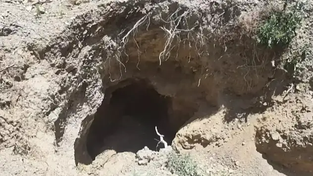 Ödemiş'te Yürekleri Ağıza Getiren Kurtarma: 80 Yaşındaki Adam 10 Metrelik Kuyudan Canlı Çıkarıldı