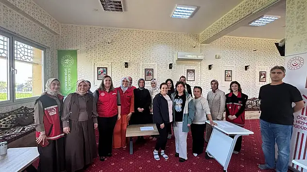 Ödemişli Gençler 'Kendini Bilmek' Seminerinde Buluştu