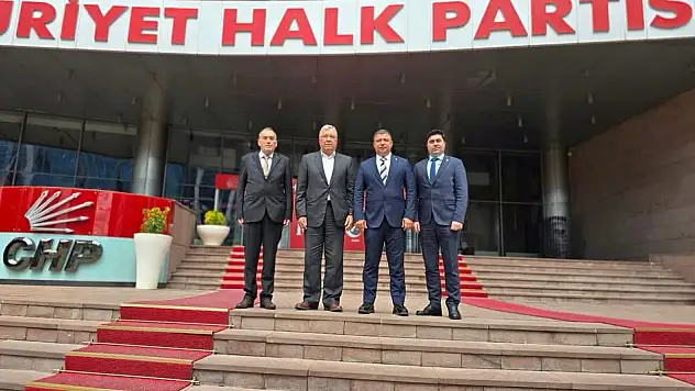 Okuroğlu, CHP 21. Olağanüstü Kurultayı İçin Ankara'da
