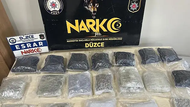 Otobüs şöförü gizli kurye çıktı