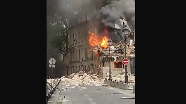 Paris’te doğalgaz patlaması: 16 yaralı