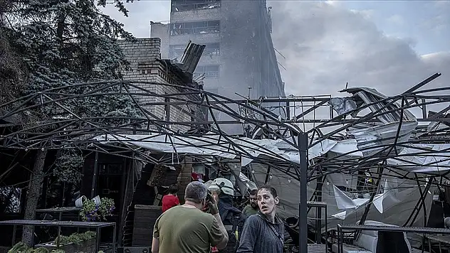 Rusya’dan yapılan füze saldırısında 8 kişi hayatını kaybetti, 56 kişi yaralandı