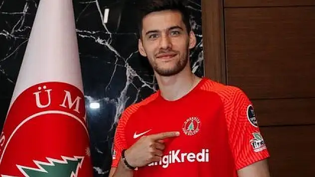 Sivasspor maçında Umut Nayir’den hat-trick