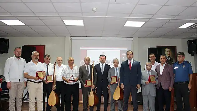 Söz Mülkünün Sultanı AşıklarBeydağ'da