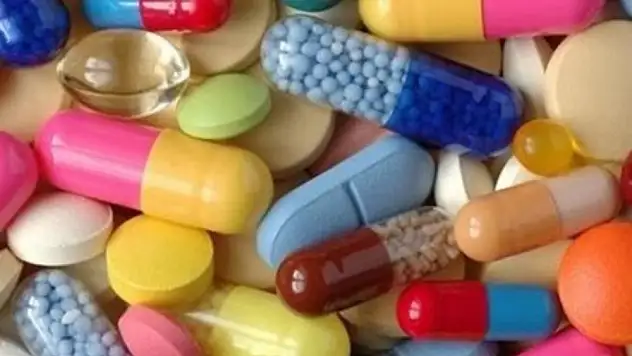 Suriyelilerden ilaç katkı payı ve muayene ücreti alınmıyor mu?