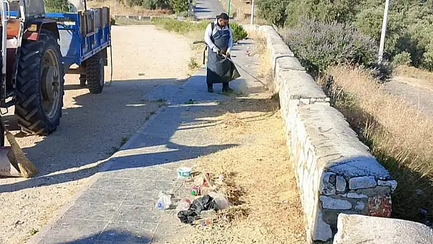 Tire Belediyesi'nden Orman Yangınlarına Karşı Önlem: Bayraktepe'de Temizlik ve Ot Biçme Çalışması