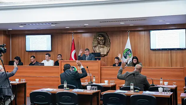 Tire Belediyesi'nin 2026 Yılı Bütçesi Oy Birliğiyle Kabul Edildi