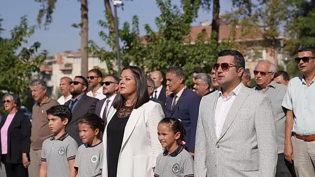 Tire'de İlköğretim Haftası Coşkusu