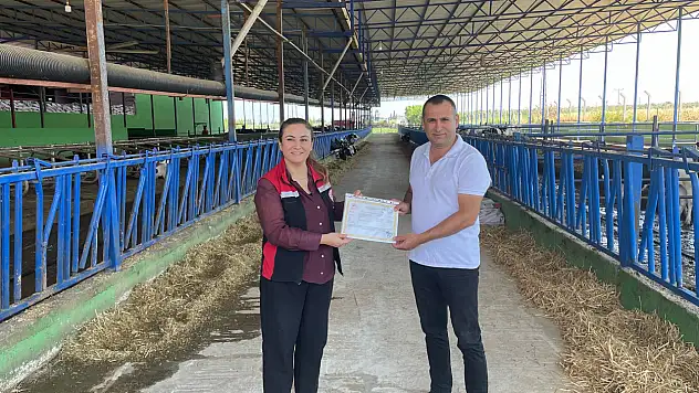 Tire'de Örnek Üreticiye 'Hastalıktan Ari İşletme' Sertifikası