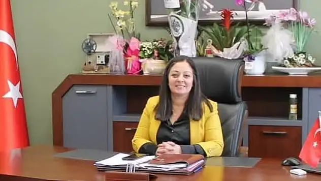 Tire İlçe Milli Eğitim Müdürü Duygu Çevirgen Uzun'dan 24 Kasım Öğretmenler Günü Mesajı