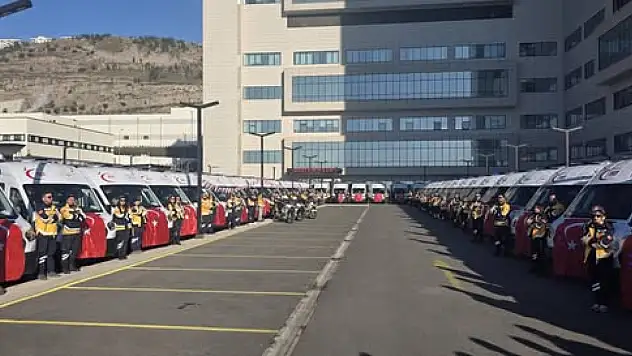 TİRE'YE 2 YENİ AMBULAMS HİZMETE GİRDİ
