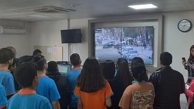 Tire’de 'Sevgiyle Koruyalım' projesi