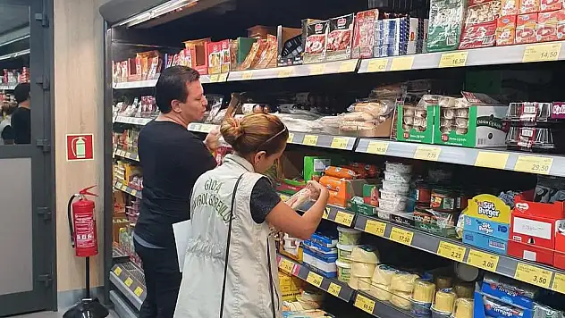 TİRE'DE TARIM VE ORMAN MÜDÜRLÜĞÜNDEN MARKETLERE ŞOK DENETİM