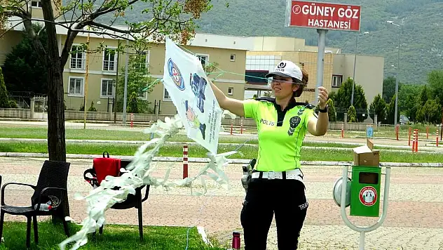 Trafik Haftasında Uçurtma Şenliği depremzede çocukları gülümsetti