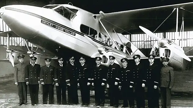 Türk Hava Kurumu 98. yılını kutluyor