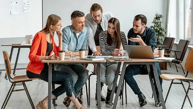 Ücretli çalışan sayısı Nisan’da arttı