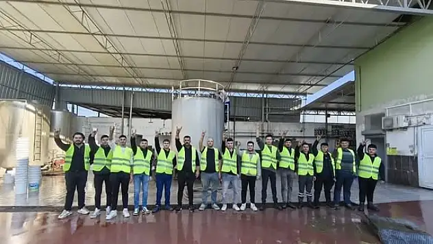 Ülkü Ocakları Ödemiş'ten İzmir İl Başkanlığı Hayvancılık Merkezine Ziyaret