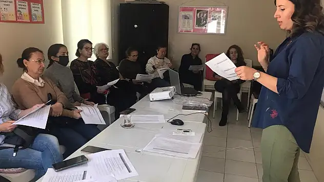 Urla'da afet eylem planı eğitimleri sürüyor