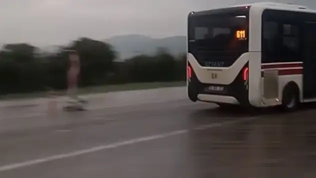 YOLÜSTÜ MAHALLESİ SAKİNLERİNDEN ESHOT TALEBİ: 'MAĞDURUZ!'