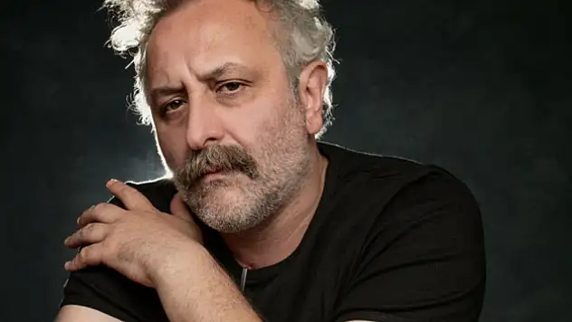 Yönetmen Onur Ünlü’nün “Oy verme” çağrısına tepki yağmuru