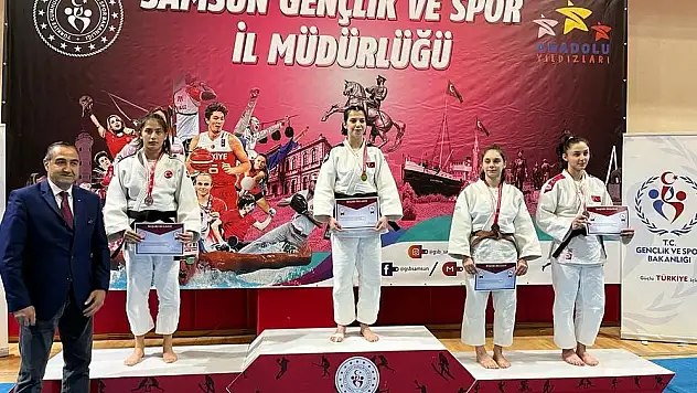 Yunusemreli judoculardan üç madalya