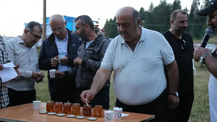 1 kilo bal 55 bin liraya satıldı