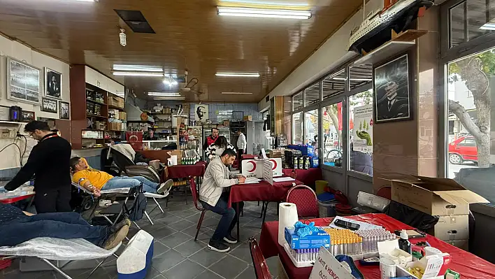 3 Eylül Mahallesi'nde Kızılay İçin Kan ve Organ Bağışı Etkinliği