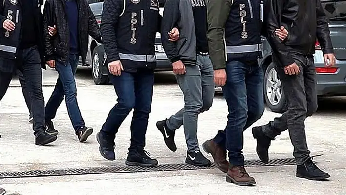 9 maliye personeline FETÖ operasyonu!