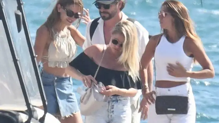 Ahmet Kural ile Çağla Gizem Şahin Kural’ın kalabalık tatili