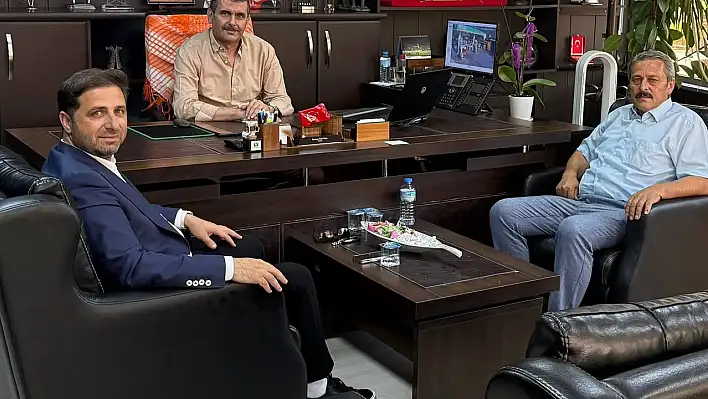 AK Parti Tire İlçe Başkanı Uğurlu, Tire Süt Kooperatifi'ni Ziyaret Etti