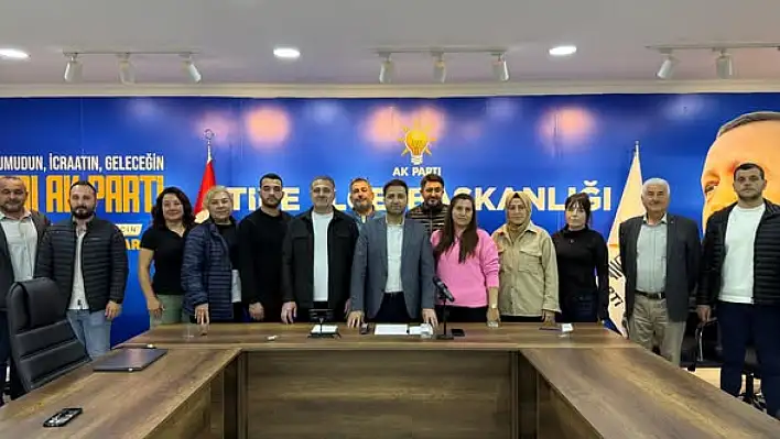 AK Parti Tire İlçe Teşkilatı Haftalık Yönetim Kurulu Toplantısını Gerçekleştirdi