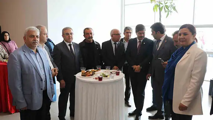 AK Parti’den yeni bir hamle geldi