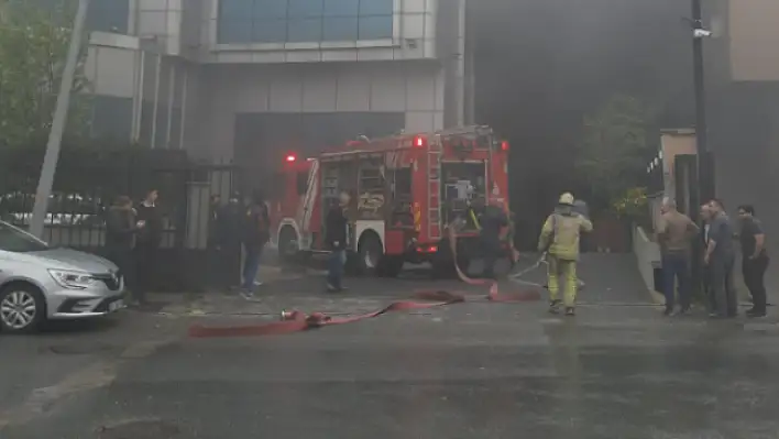 Akit Medya’nın bulunduğu binada yangın çıktı