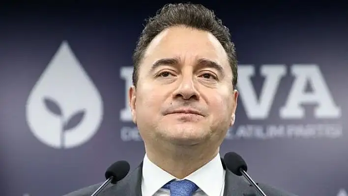 Ali Babacan’dan 23 Nisan Mesajı: 󈫾 Mayıs’tan Sonra Güçlendirilmiş Parlamenter Sistem ile Çok Daha Güçlü Bir Meclis’e Kavuşacağız”