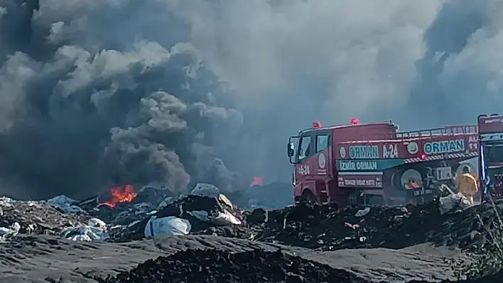 Aliağa'da atık depolama tesisinde yangın