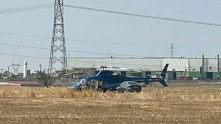 Arızalanan helikopter tarlaya zorunlu iniş yaptı