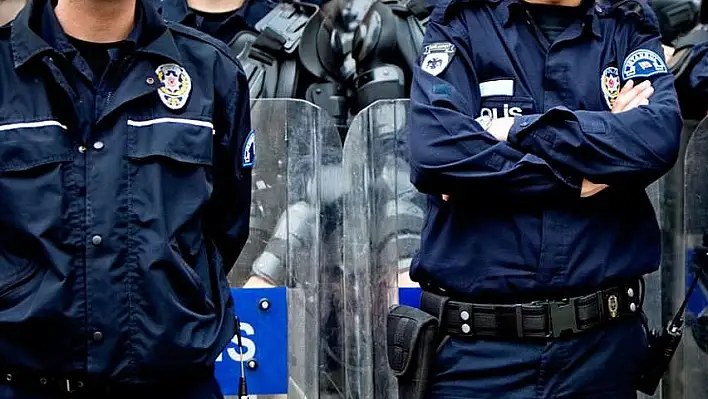 Aydın polisi uyuşturucudan 8 kişiyi tutukladı