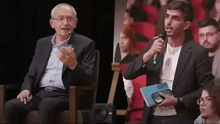 BaBaLa Tv’de Kılıçdaroğlu’na “Hayatımda AK Parti teşkilatına girmedim” diyen gencin fotoğrafları şaşırttı