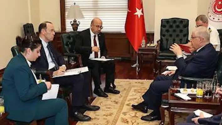 Bakan Güler sınır hattı güvenliği için konuştu: Belki 1-2 kişi falan geçebilir