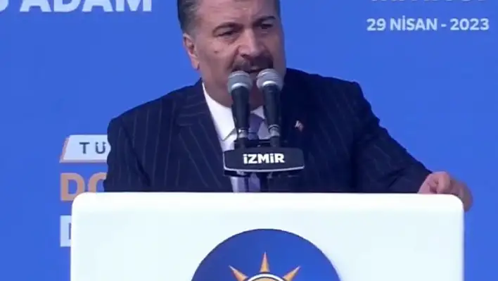 Bakan Koca, İzmir'de 'Atatürk' diyemedi