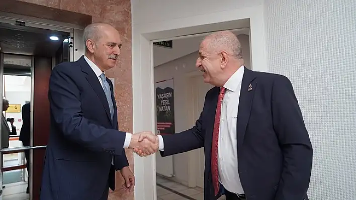 Bakan Kurtulmuş 𔃴 milyon Suriyeli var’